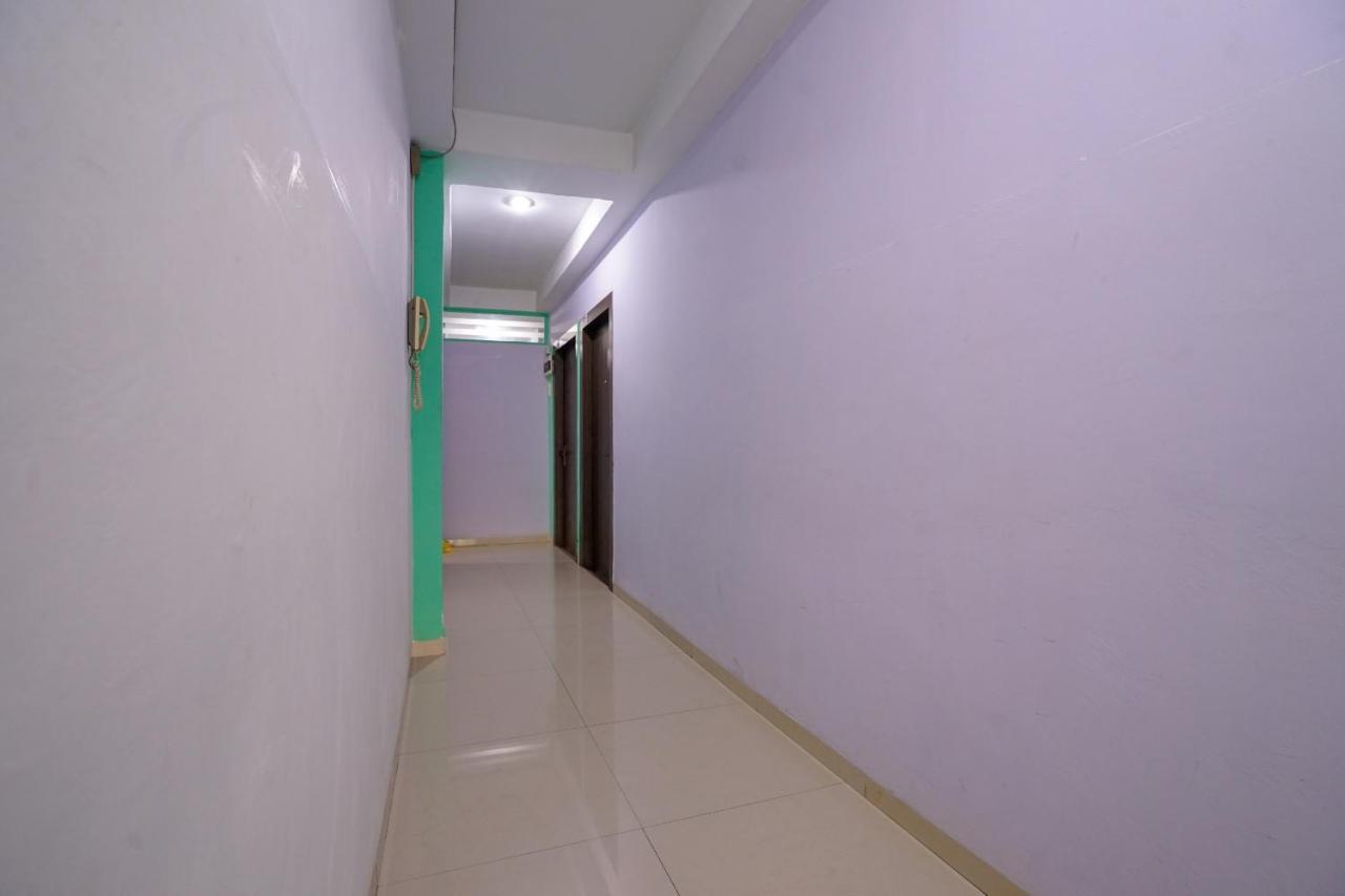 Oyo 1495 Hotel Lendosis Palembang Exterior foto