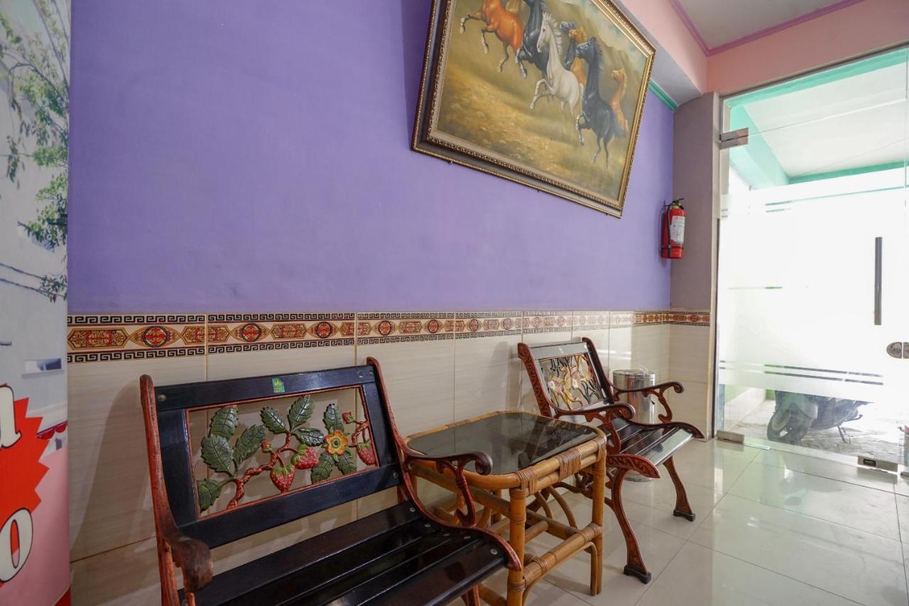 Oyo 1495 Hotel Lendosis Palembang Exterior foto